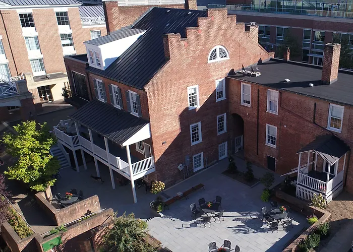 Dinsmore Boutique Inn