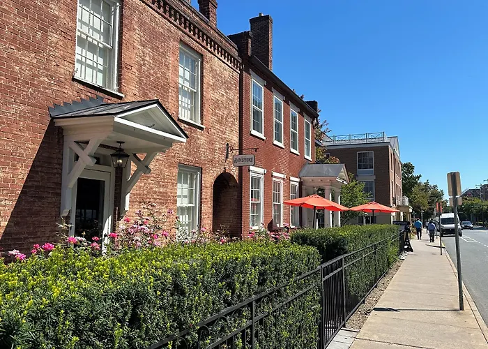 Dinsmore Boutique Inn
