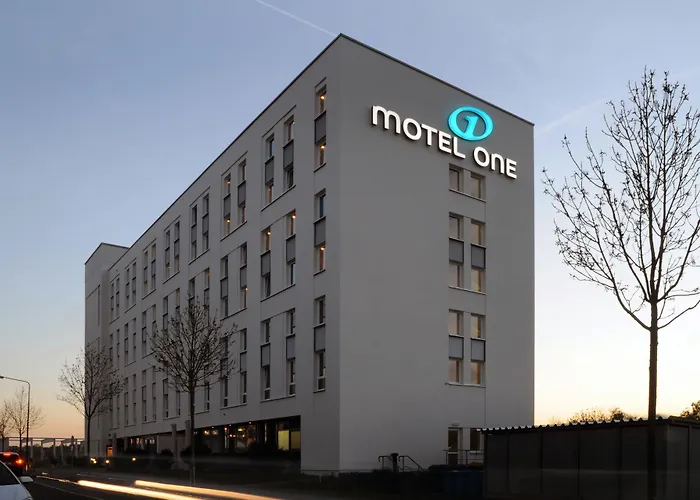 Motel One Frankfurt Airport