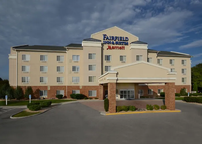 Fairfield Inn & Suites Roanoke Hollins/I-81