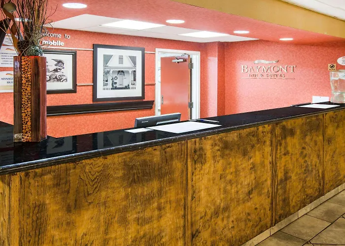 Baymont By Wyndham Mobile/ I-65 Hotel