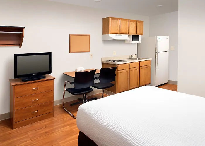 Extended Stay America Select Suites - Denver - Aurora