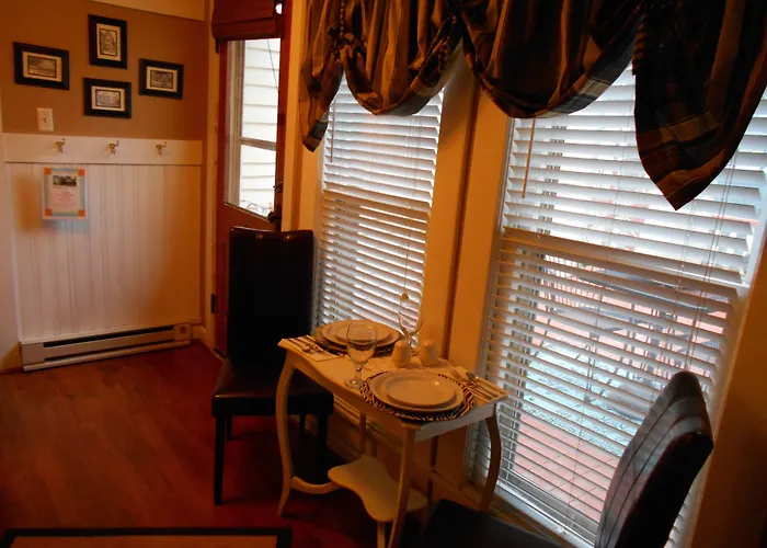 Heart Of The Hills Inn Eureka Springs