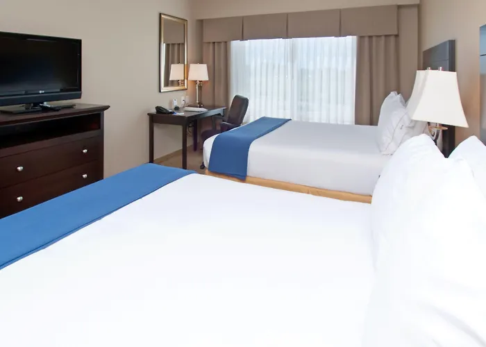 Holiday Inn Express Hotel & Suites Fort Myers East - The Forum By Ihg