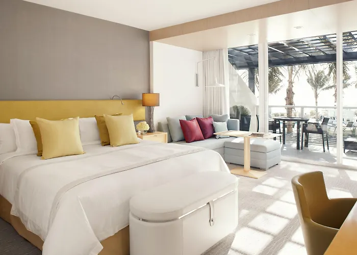 Boca Raton Hotels with Tennis Court