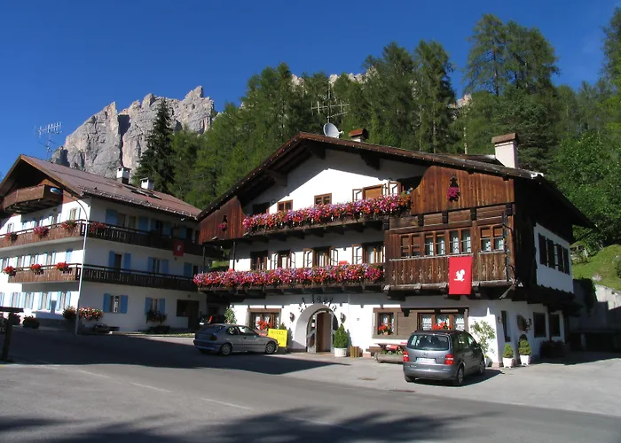 Hotel Al Larin Cortina dʼAmpezzo