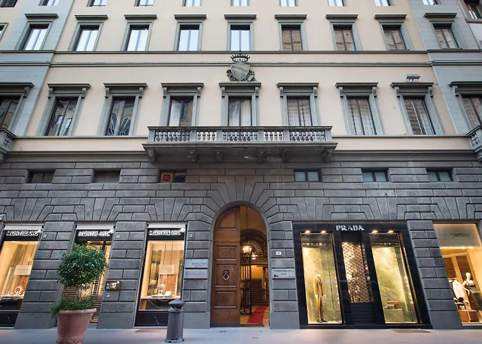 Boutique Tornabuoni Suites Collection Residenza D'Epoca Firenze