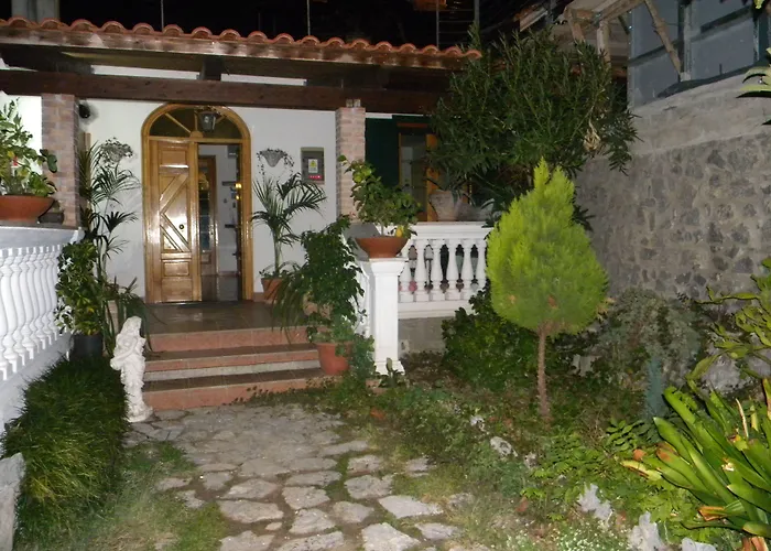 Bed and Breakfast H.H.Le Palme Amalfi