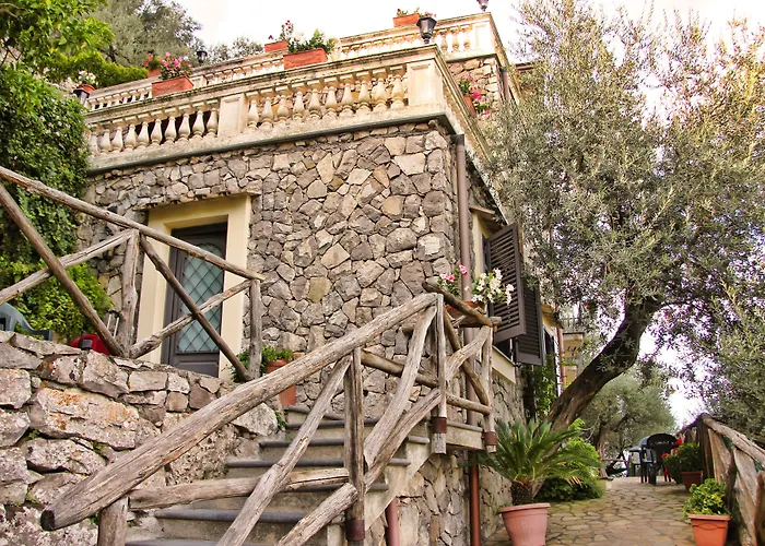Casarufolo Paradise Sorrento Con una pista da Golf