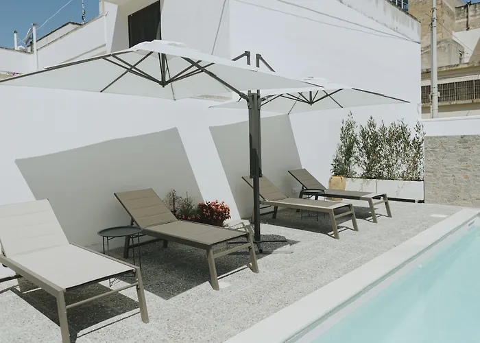 ANTICA VILLA La Viola, Suite with private pool