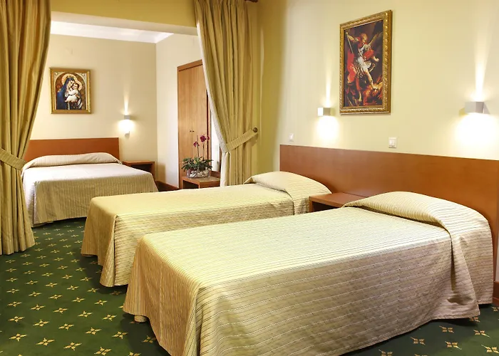 Domus Pacis Fatima Hotel