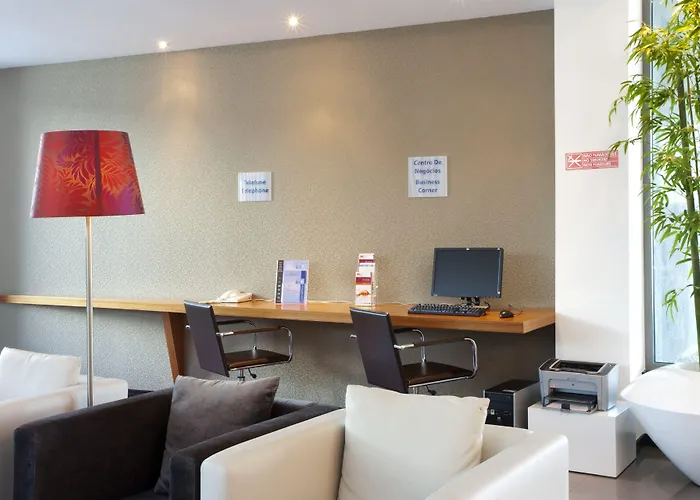 Holiday Inn Express Lisbon Airport By Ihg Portela 