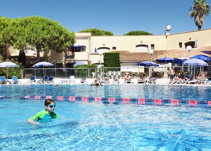 Places to Stay in Agde
