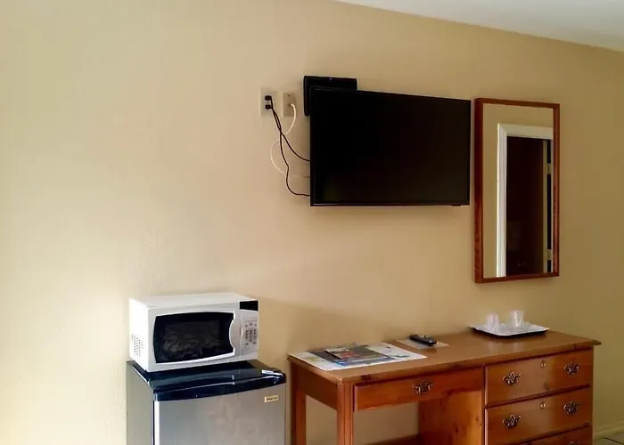 Parkway Inn
