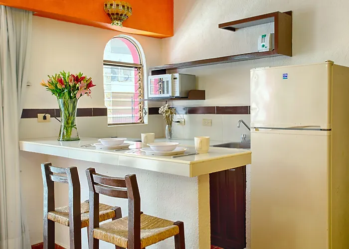 Suites Plaza Del Rio - Family Hotel Malecon Centro Puerto Vallarta