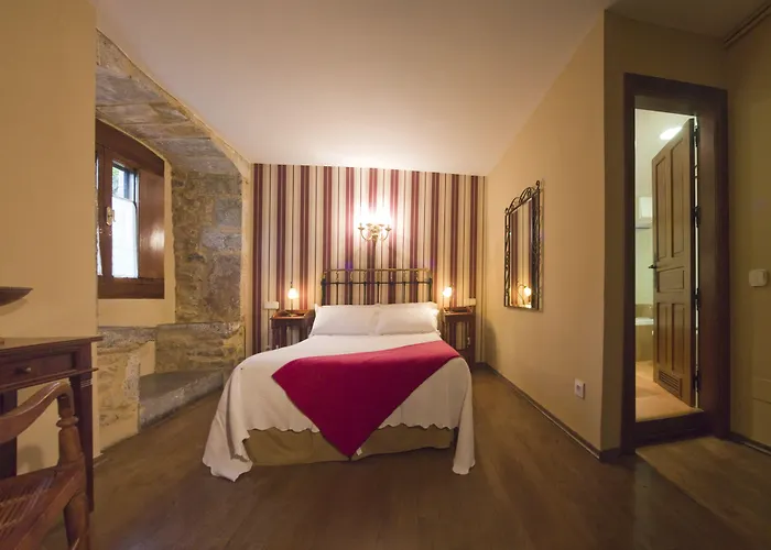 Hotel Castillo Valdés Salas