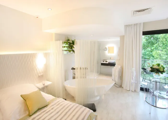 Hotel Les Deux Garcons Aix-en-Provence
