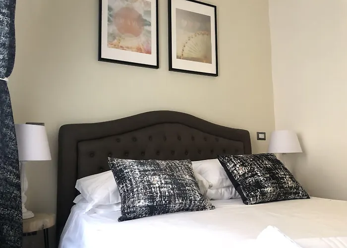 The Place In Rome Guest House