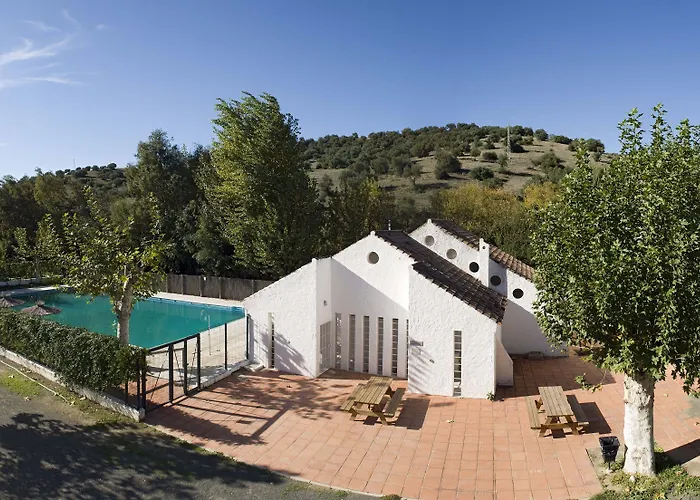 Albergue Juvenil El Bosque