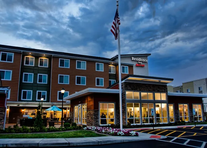 Residence Inn By Marriott Springfield South With Golf Course