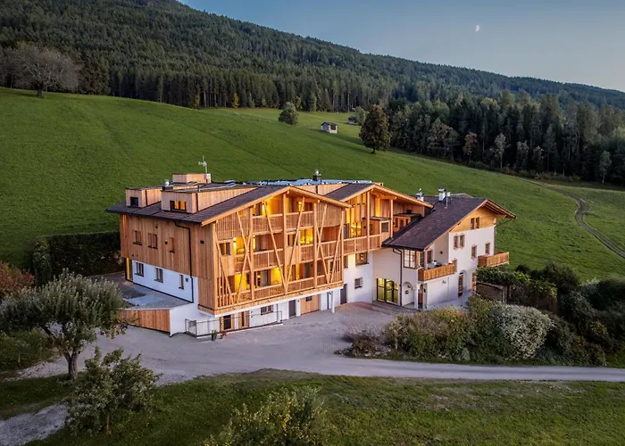 Summerer - Living Nature - Apartments With Private Spa Bressanone