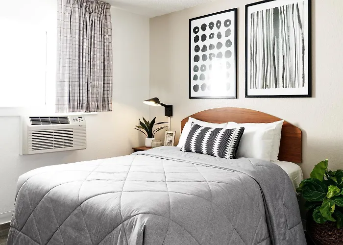Intown Suites Extended Stay Chesapeake Va - I-64 Crossways Blvd