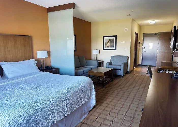 Four Points By Sheraton Edmonton Gateway