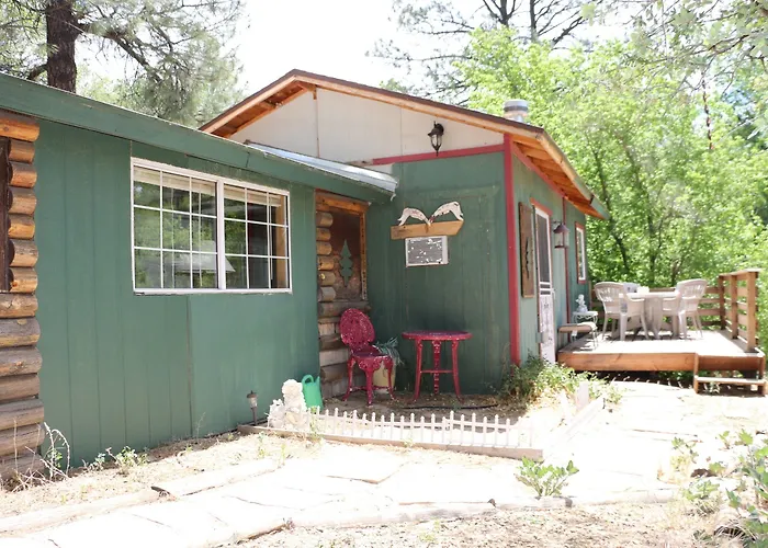 Apple Creek Cottages Prescott