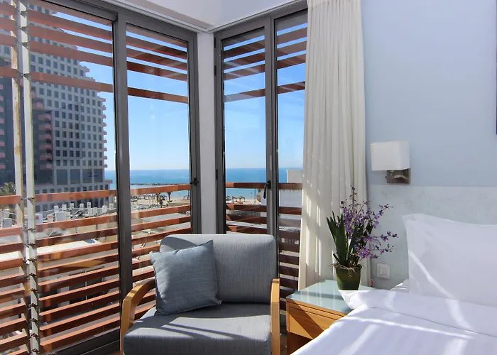 Hotel Poli Urban By Afi Hotels