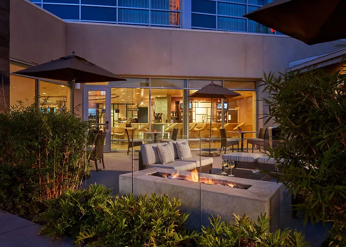 Courtyard By Marriott San Jose North/ Silicon Valley