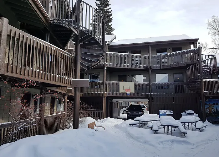 Banff International Hostel