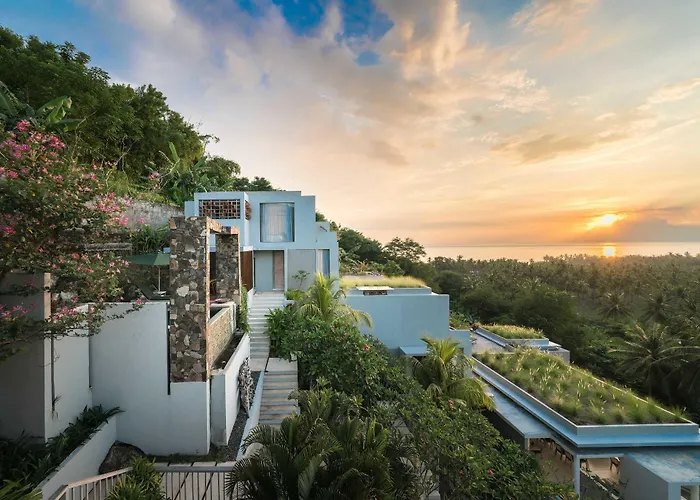 Boutique Svarga Resort Lombok Senggigi