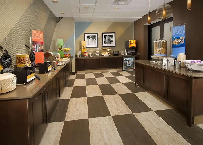 Hampton Inn & Suites San Antonio-Downtown/Market Square