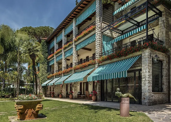 Forte dei Marmi Hotel With Private Jacuzzi