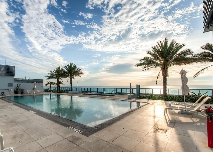 Churchill Suites Monte Carlo Miami Beach