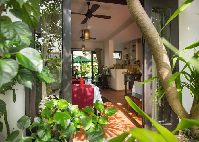 East West Villa Hoi An