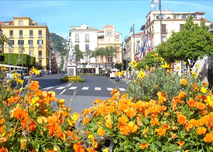 The Night Guest House Sorrento Con una pista da Golf