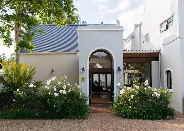 Banhoek Lodge Stellenbosch mit Pool