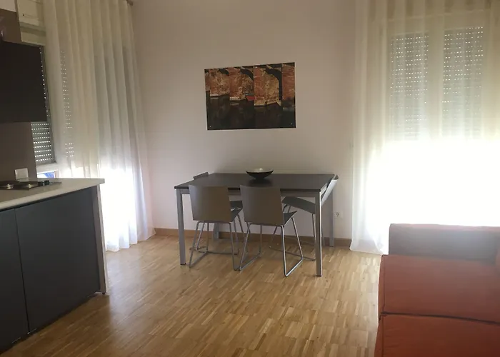 Vialeromadodici Rooms&Apartments Lazise