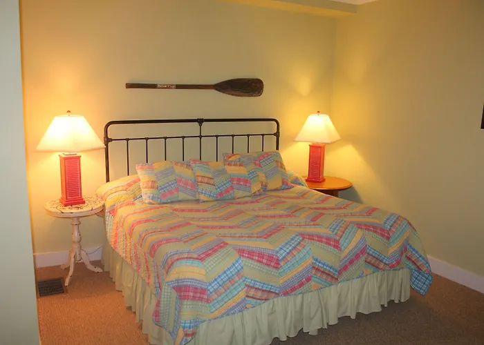 Captain'S Cottage Suites Grand Haven
