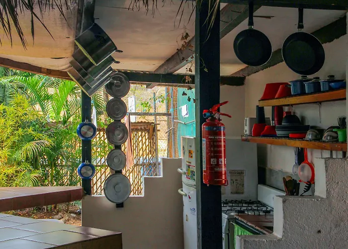Pura Vida Hostel Tamarindo
