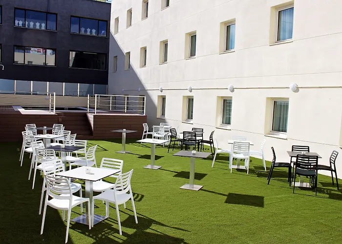 Checkin Urban Nevada Hotel Armilla