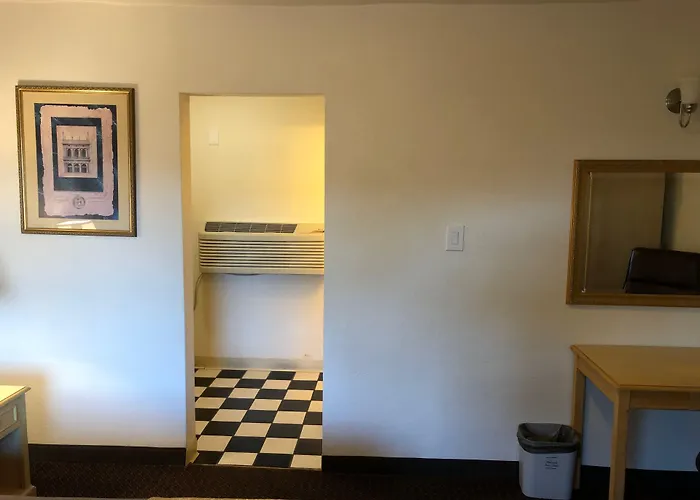 Casa Linda Motel