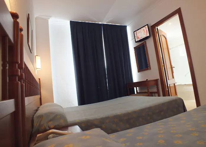 Hotel Risech Roses