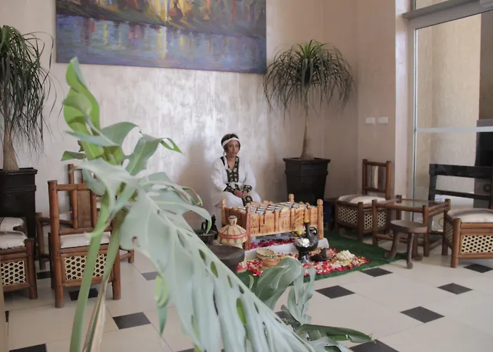 Momona Hotel