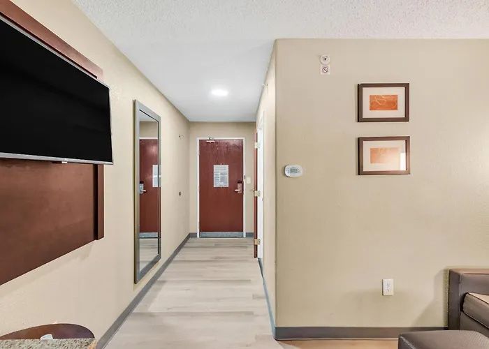 Comfort Suites Lakewood - Denver