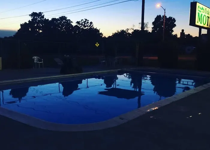 Oak Park Motel
