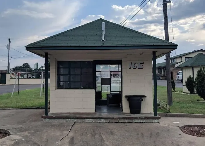 Oak Park Motel