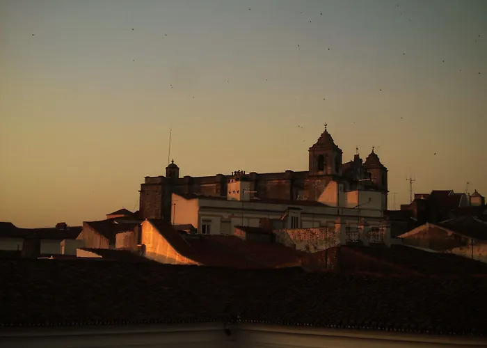 Hostel Raymundo Évora