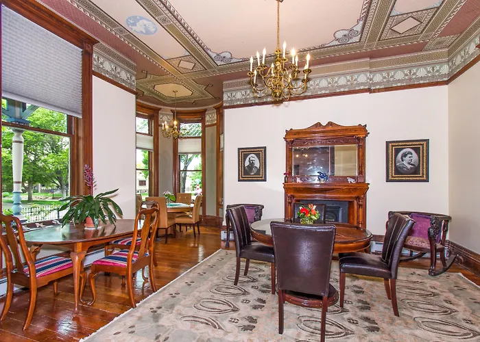 Lumber Baron Inn And Gardens Denver